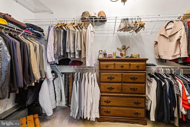 372 CARSON TER, Huntingdon Valley, PA 19006