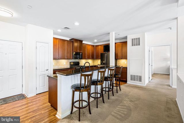 372 CARSON TER, Huntingdon Valley, PA 19006