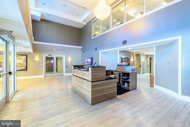 372 CARSON TER, Huntingdon Valley, PA 19006