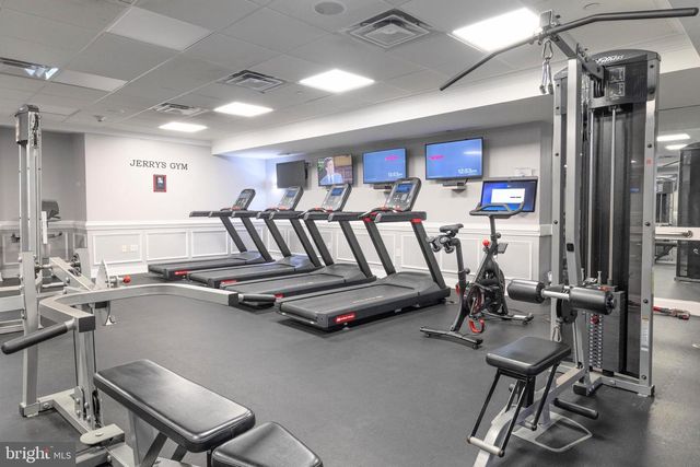 372 CARSON TER, Huntingdon Valley, PA 19006