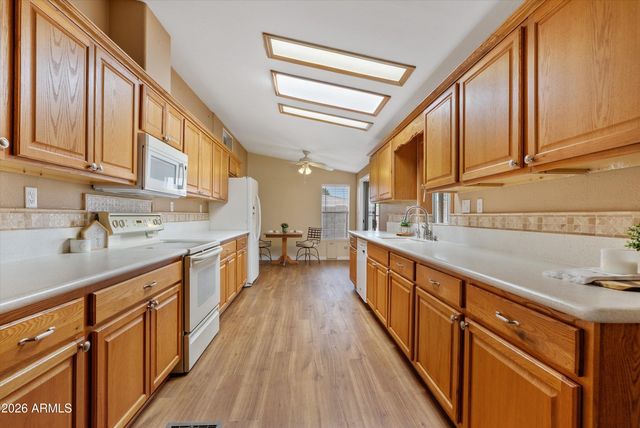 3700 S Tomahawk Road 16, Apache Junction, AZ 85119