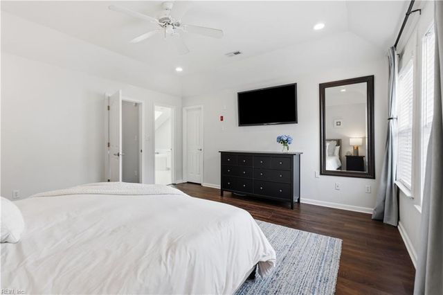 3208 Lynnhaven DR, Virginia Beach, VA 23451