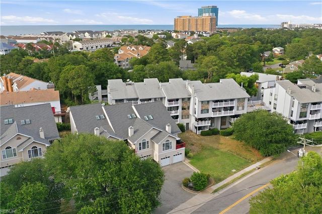 3208 Lynnhaven DR, Virginia Beach, VA 23451