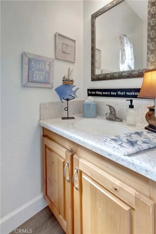 40 Saratoga, Newport Beach, CA 92660