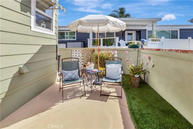 40 Saratoga, Newport Beach, CA 92660