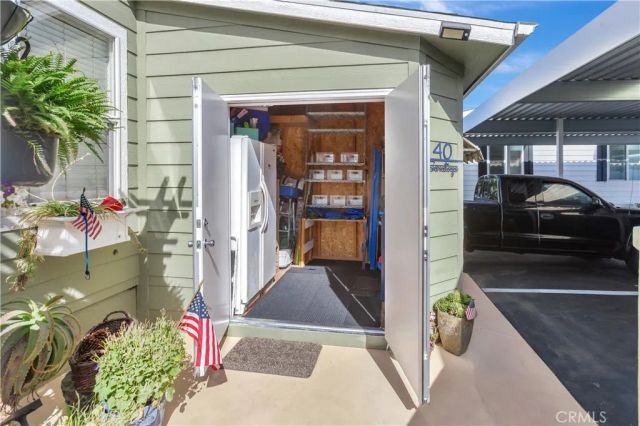 40 Saratoga, Newport Beach, CA 92660