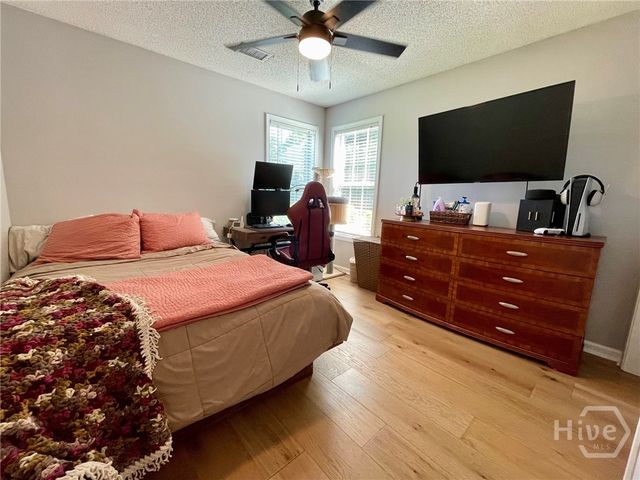 1881 Hampton Walk Court, Hoschton, GA 30548