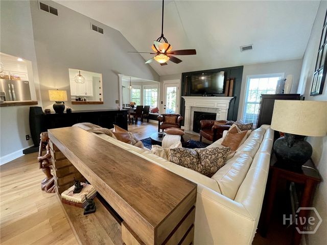 1881 Hampton Walk Court, Hoschton, GA 30548