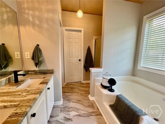 1881 Hampton Walk Court, Hoschton, GA 30548