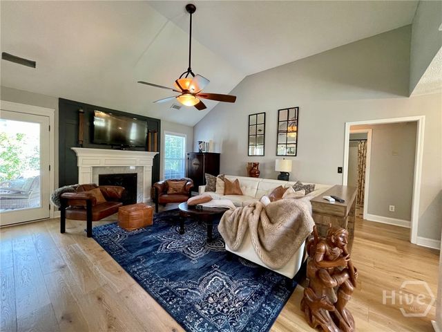 1881 Hampton Walk Court, Hoschton, GA 30548