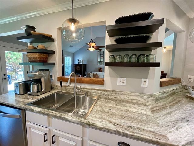 1881 Hampton Walk Court, Hoschton, GA 30548