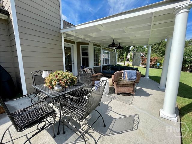 1881 Hampton Walk Court, Hoschton, GA 30548