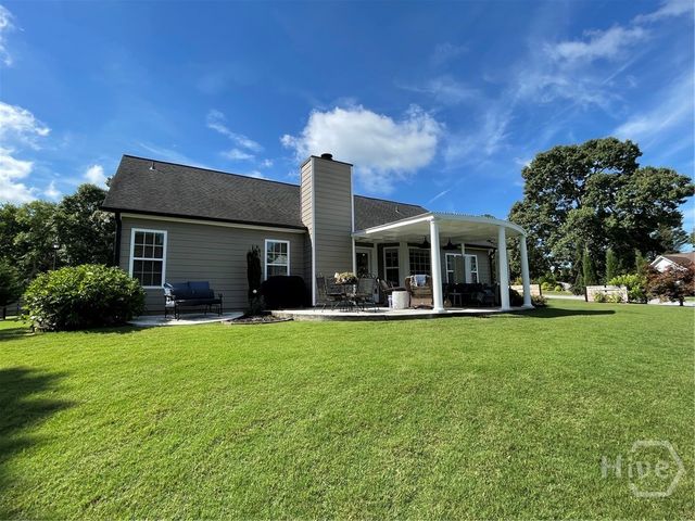 1881 Hampton Walk Court, Hoschton, GA 30548
