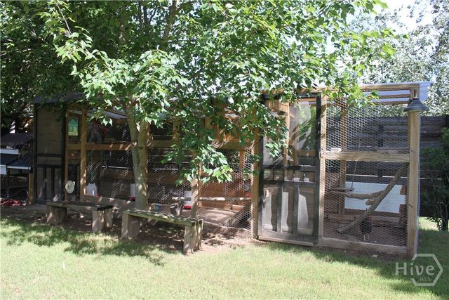 1881 Hampton Walk Court, Hoschton, GA 30548