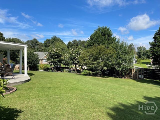 1881 Hampton Walk Court, Hoschton, GA 30548
