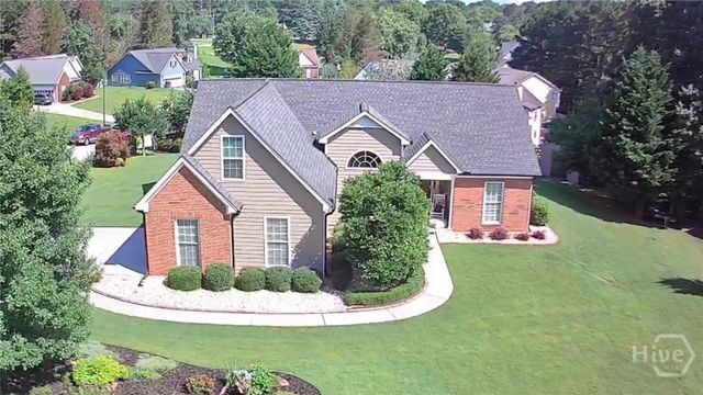 1881 Hampton Walk Court, Hoschton, GA 30548