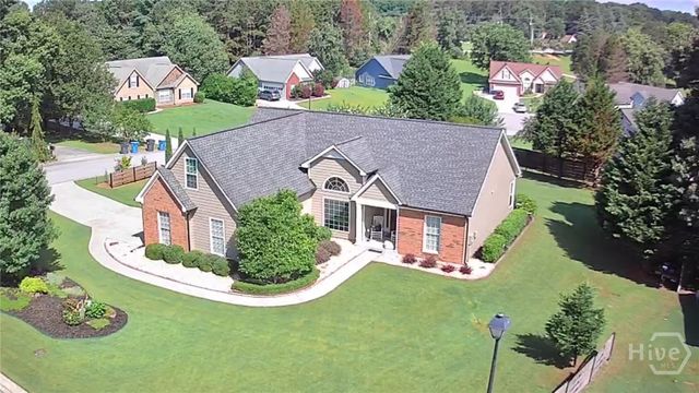1881 Hampton Walk Court, Hoschton, GA 30548