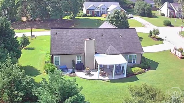 1881 Hampton Walk Court, Hoschton, GA 30548