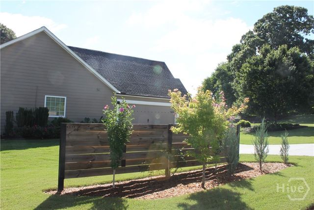 1881 Hampton Walk Court, Hoschton, GA 30548