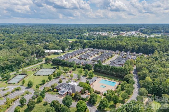 978 Blakeley Walk, Rock Hill, SC 29732