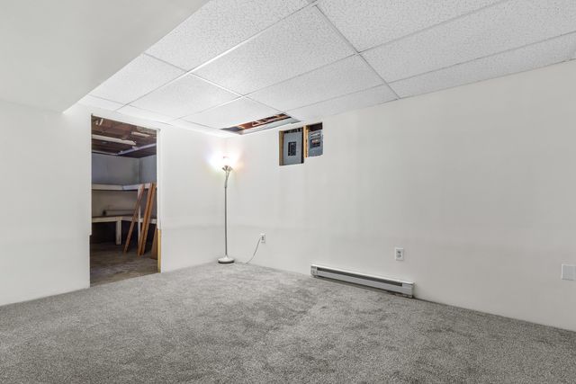 8668 Yosemite Drive, Byron, IL 61010