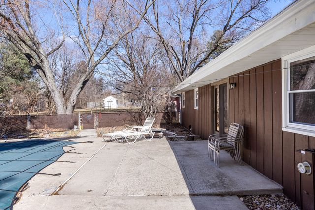 8668 Yosemite Drive, Byron, IL 61010