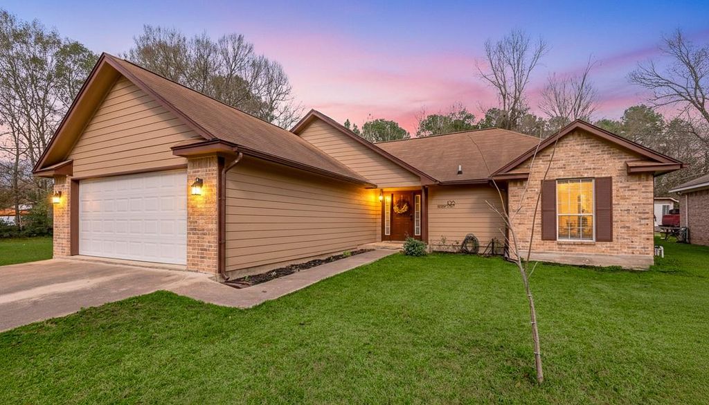 106 Barker Street, Trinity, TX 75862