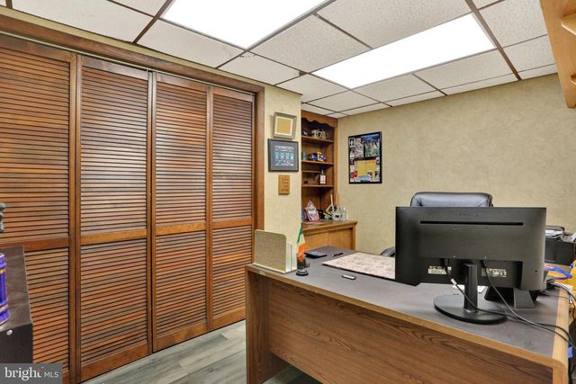 81 OAKBROOK DR, Birdsboro, PA 19508
