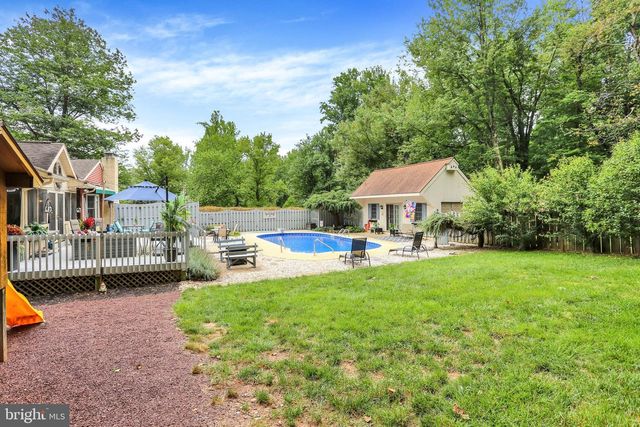 81 OAKBROOK DR, Birdsboro, PA 19508