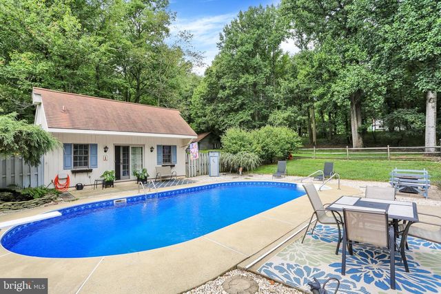 81 OAKBROOK DR, Birdsboro, PA 19508