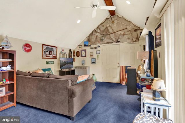 81 OAKBROOK DR, Birdsboro, PA 19508
