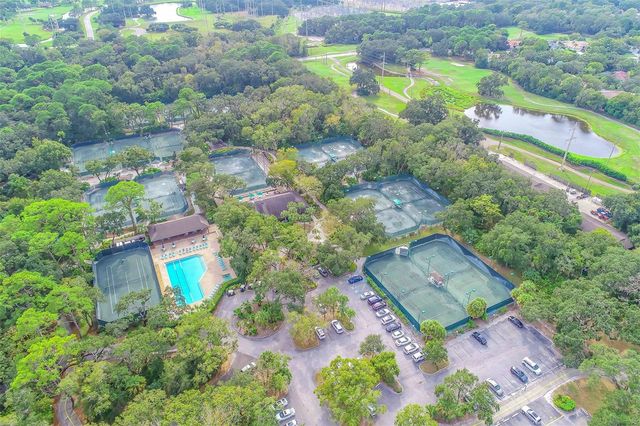 5649 E LONG COMMON COURT 19, Sarasota, FL 34235