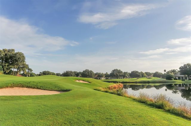 5649 E LONG COMMON COURT 19, Sarasota, FL 34235