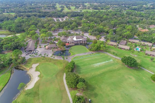 5649 E LONG COMMON COURT 19, Sarasota, FL 34235