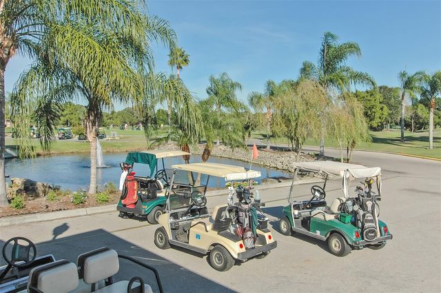 5649 E LONG COMMON COURT 19, Sarasota, FL 34235