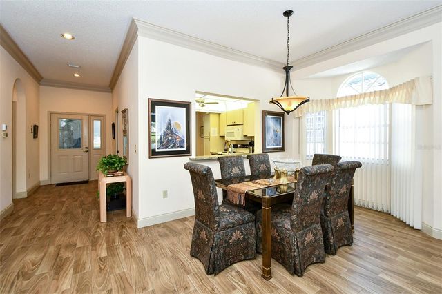 5649 E LONG COMMON COURT 19, Sarasota, FL 34235