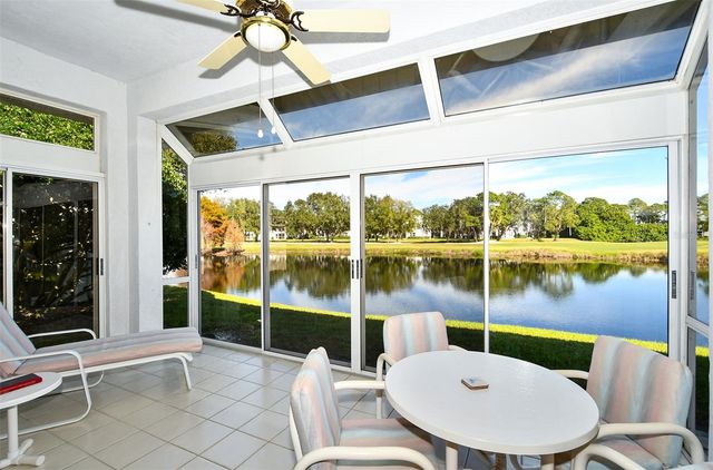 5649 E LONG COMMON COURT 19, Sarasota, FL 34235