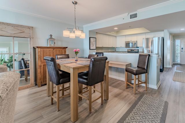 201 W Arctic Avenue Apt 302, Folly Beach, SC 29439