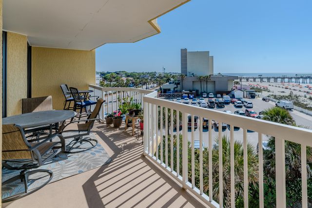 201 W Arctic Avenue Apt 302, Folly Beach, SC 29439