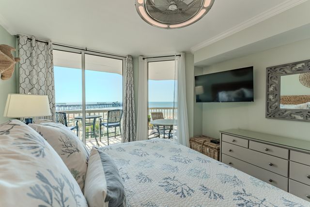 201 W Arctic Avenue Apt 302, Folly Beach, SC 29439