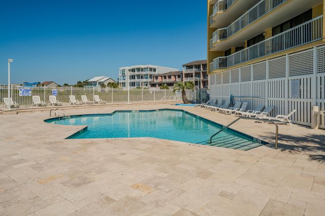 201 W Arctic Avenue Apt 302, Folly Beach, SC 29439