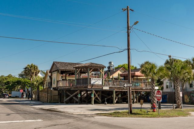 201 W Arctic Avenue Apt 302, Folly Beach, SC 29439