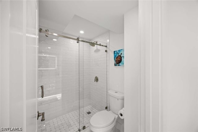 10475 Gulf Shore DR 162, Naples, FL 34108