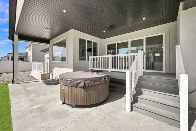 3024 S 2325 W, West Haven, UT 84401
