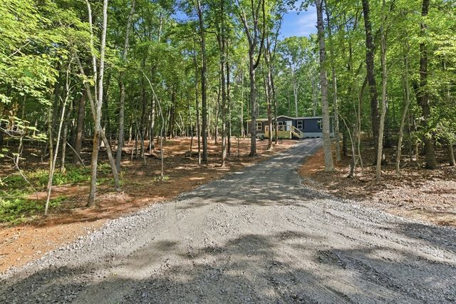 725 Tomahawk Trail, Blairsville, GA 30512