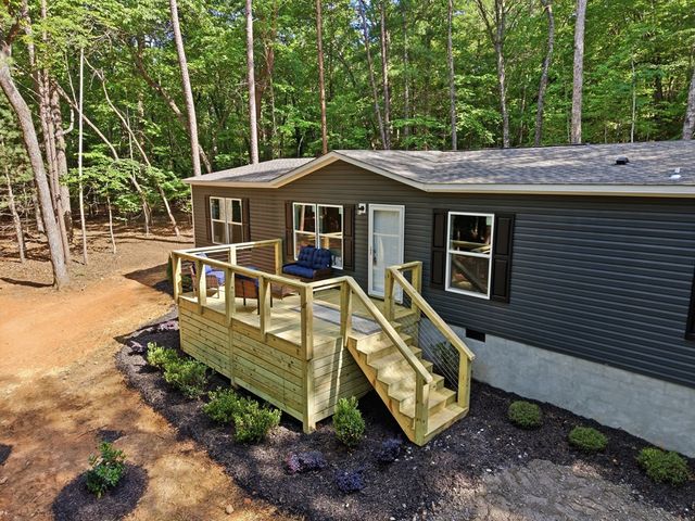 725 Tomahawk Trail, Blairsville, GA 30512