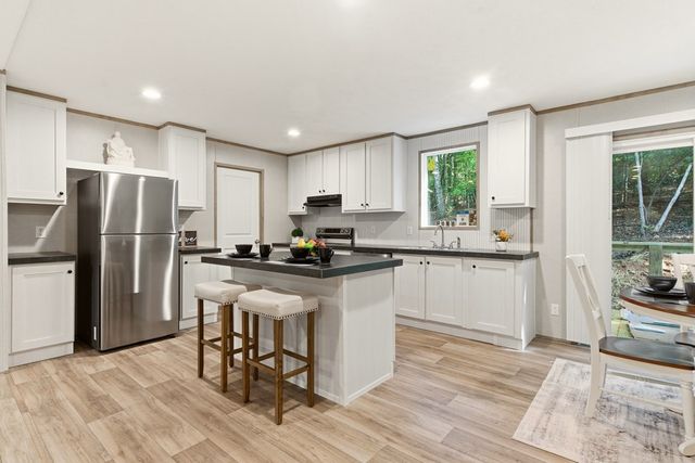 725 Tomahawk Trail, Blairsville, GA 30512