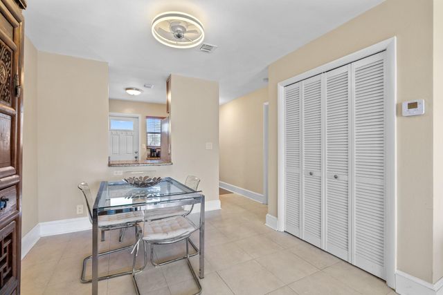 2701 NE 1st Street 106, Pompano Beach, FL 33062