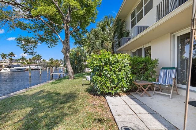 2701 NE 1st Street 106, Pompano Beach, FL 33062