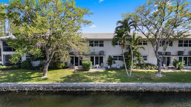 2701 NE 1st Street 106, Pompano Beach, FL 33062